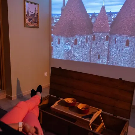 Confort ! Ville, Calme, Cinéma Privé, Climatisation, Parking, Wifi