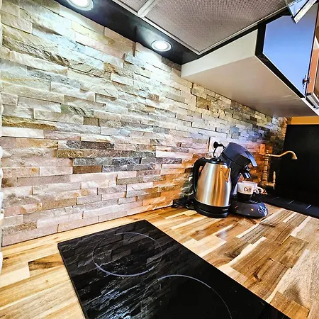 Confort ! Ville, Calme, Cinéma Privé, Climatisation, Parking, Wifi Appartamento